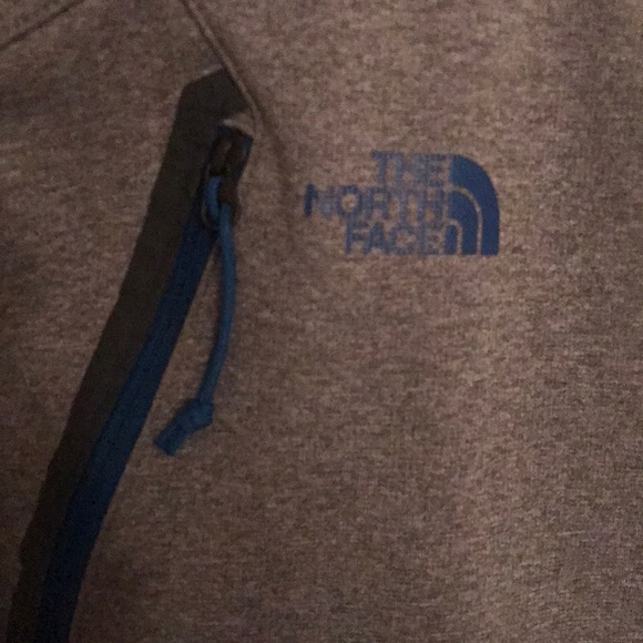 North face 1/2 zip - Picture 4 of 5
